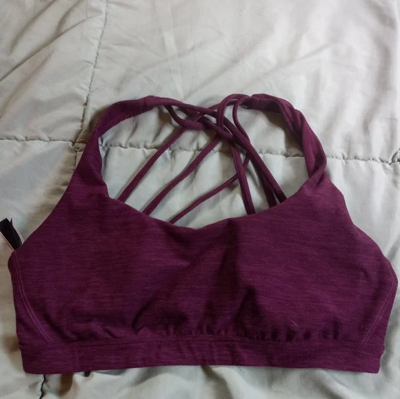 Victoria's Secert bra - Picture 4 of 8
